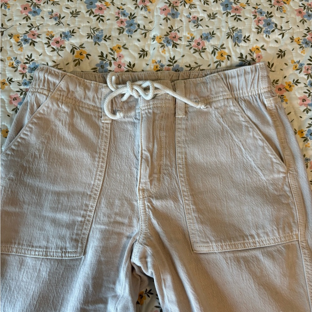 American Eagle Outfitters Cream Pants